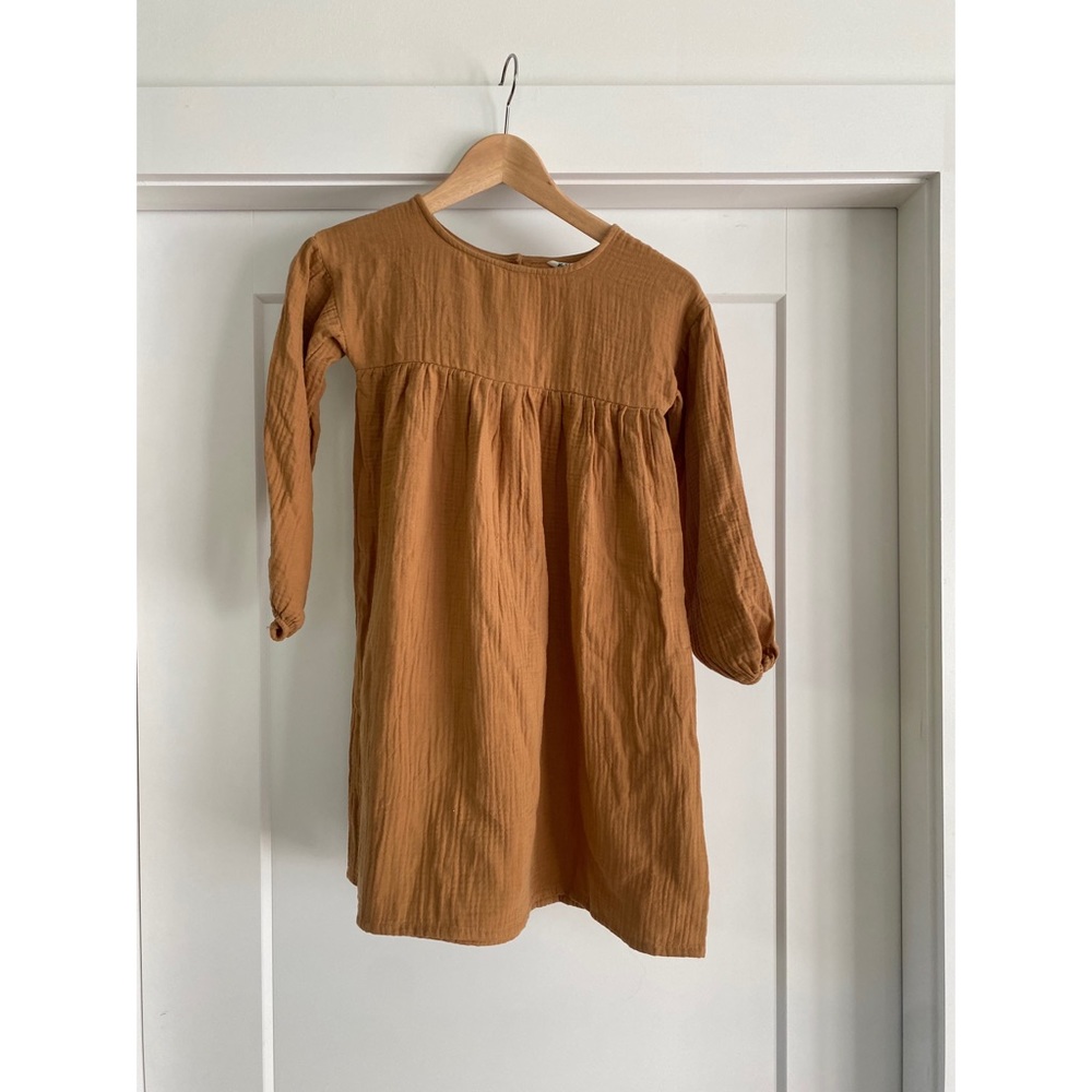 Girls dress in goldenrod H&M